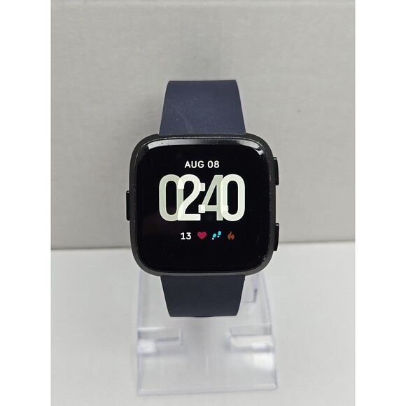 Fitbit Versa FB504 Smartwatch Fitness Heart Rate Bluetooth Extr Bands No Charger - Picture 1 of 11